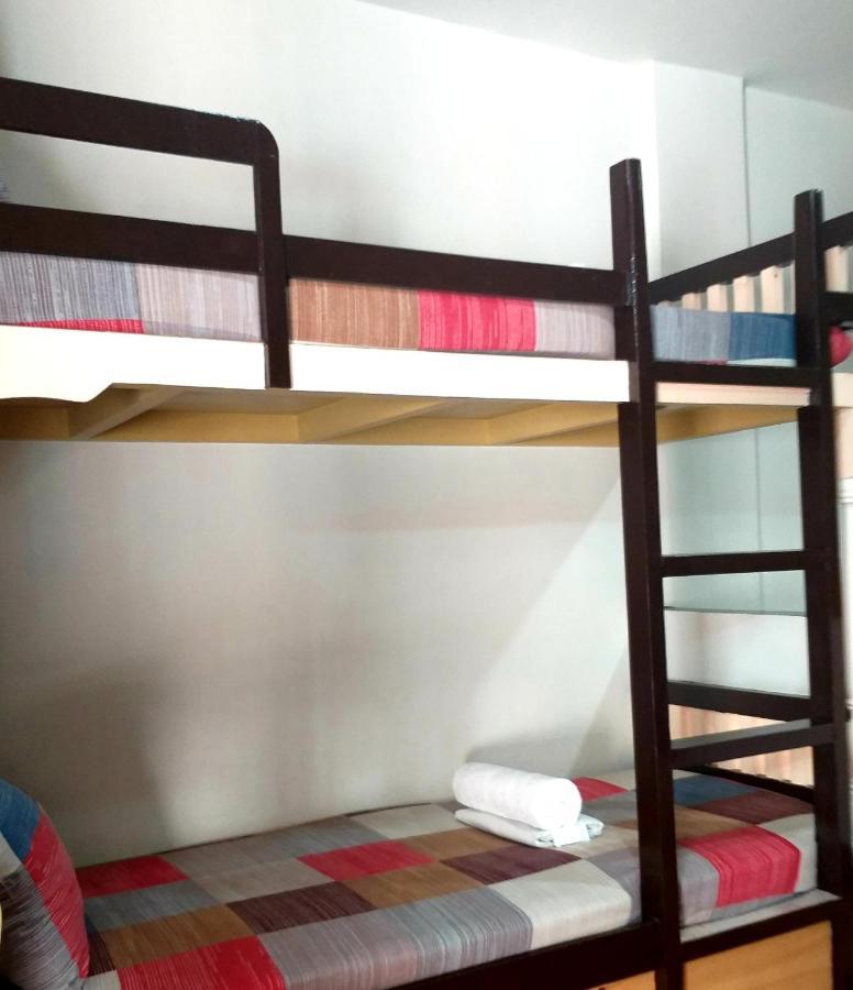 Park Vil-La Apartelle Кесон-Сити Экстерьер фото